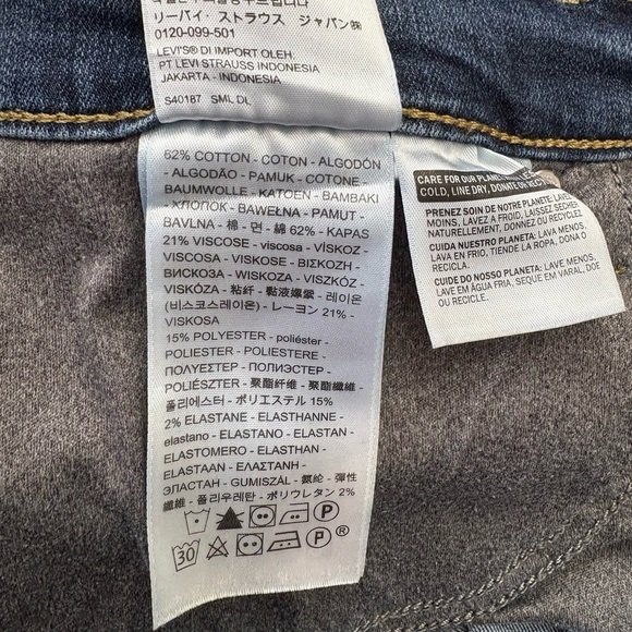 Levi’s, 315 Shaping Bootcut Jeans, Plus Size 22W, Blue - Picture 10 of 11